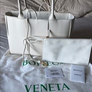 Bottega Veneta Cream Leather Tote